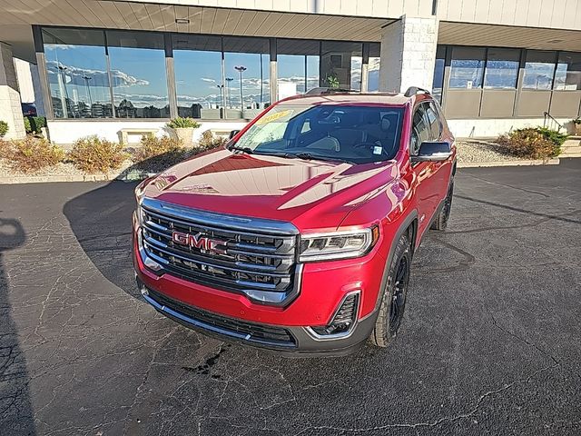 2022 GMC Acadia AT4