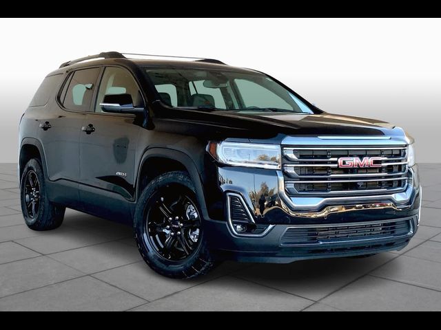 2022 GMC Acadia AT4