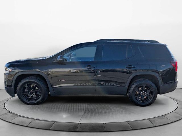 2022 GMC Acadia AT4