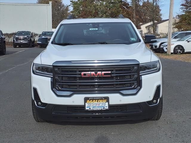 2022 GMC Acadia AT4