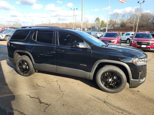 2022 GMC Acadia AT4