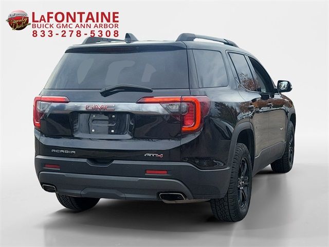 2022 GMC Acadia AT4