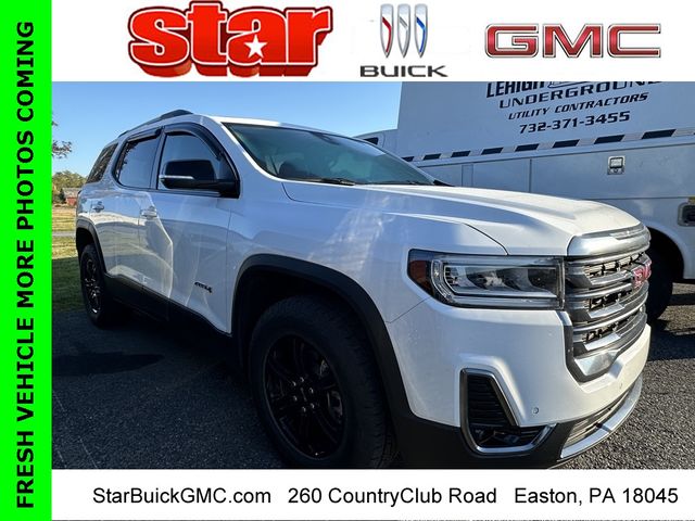 2022 GMC Acadia AT4