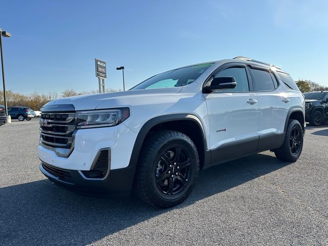 2022 GMC Acadia AT4