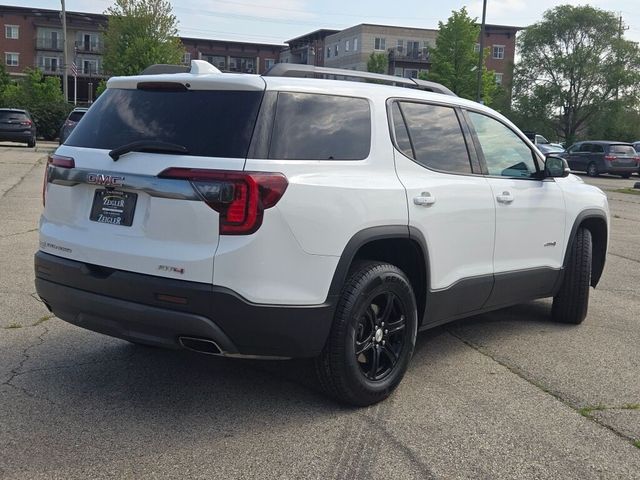 2022 GMC Acadia AT4