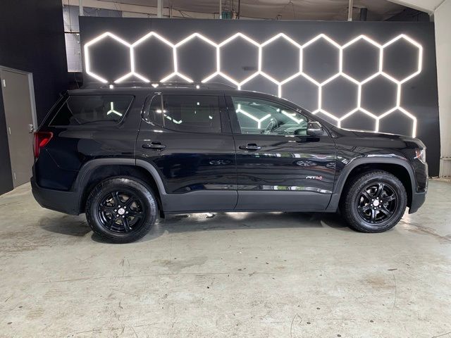 2022 GMC Acadia AT4
