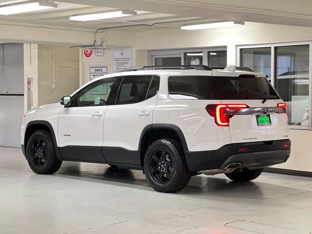 2022 GMC Acadia AT4