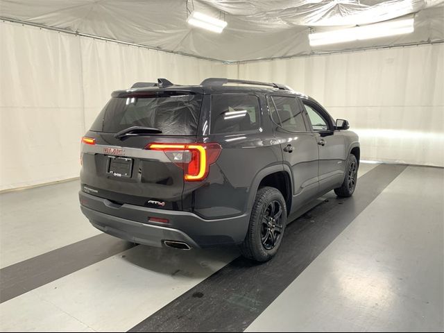 2022 GMC Acadia AT4