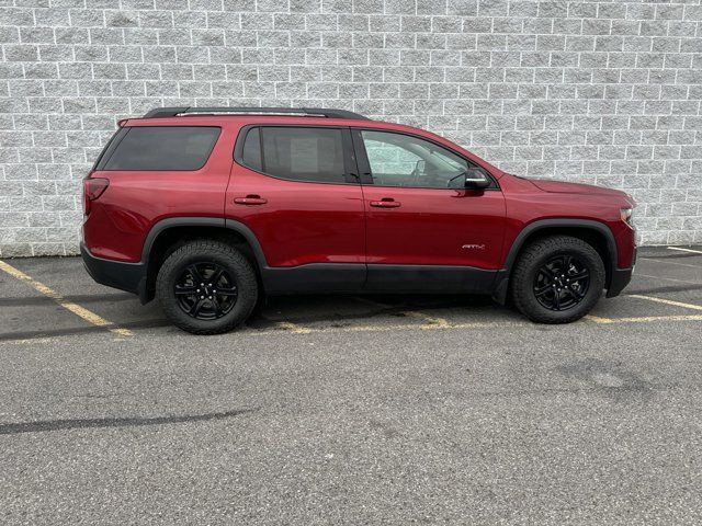 2022 GMC Acadia AT4