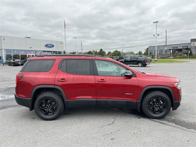 2022 GMC Acadia AT4