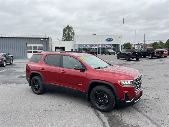 2022 GMC Acadia AT4