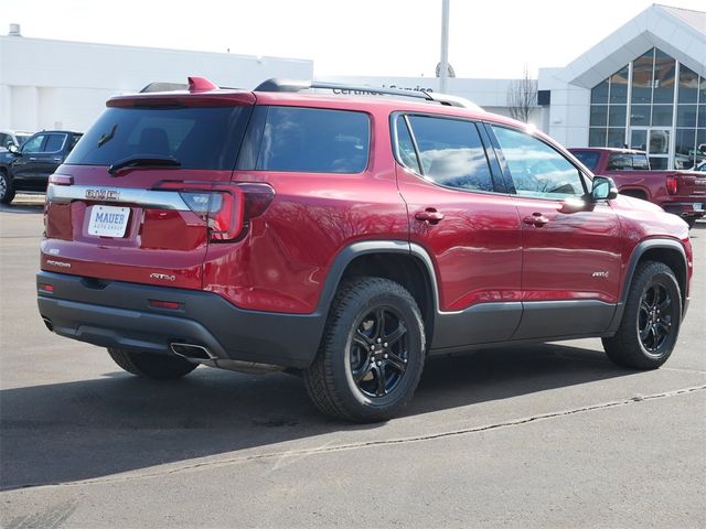 2022 GMC Acadia AT4