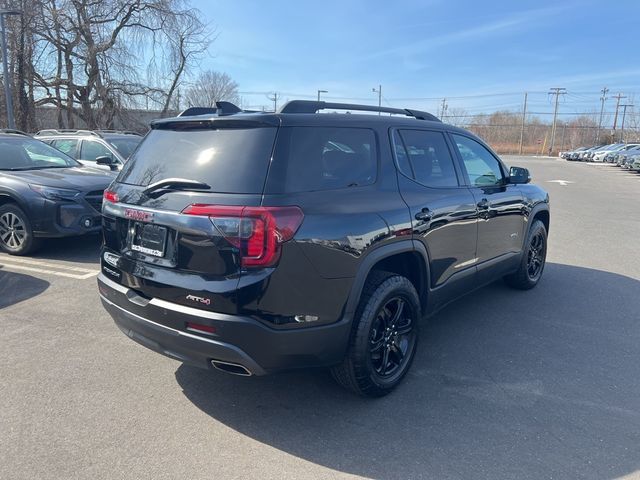 2022 GMC Acadia AT4