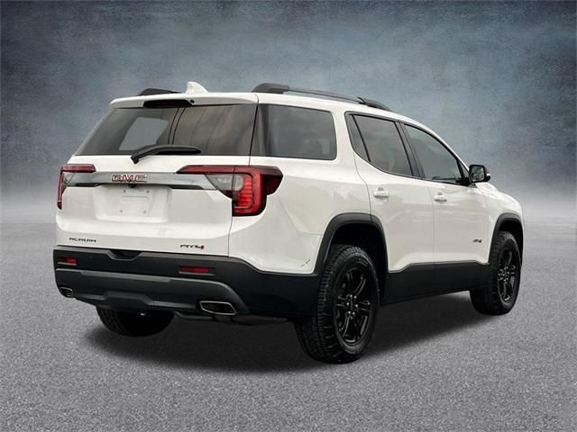 2022 GMC Acadia AT4