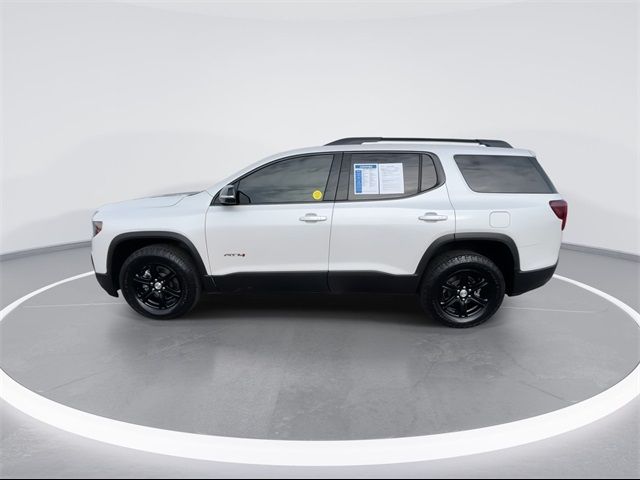 2022 GMC Acadia AT4