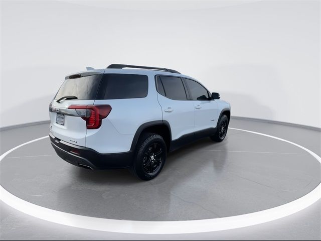 2022 GMC Acadia AT4