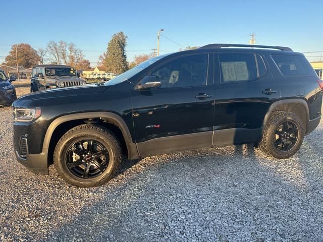 2022 GMC Acadia AT4