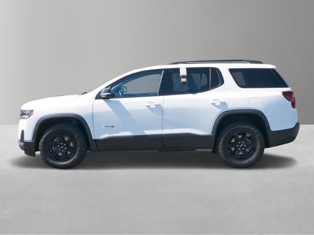 2022 GMC Acadia AT4