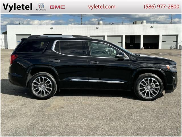 2022 GMC Acadia Denali