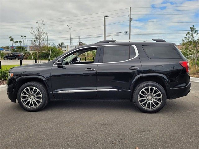 2022 GMC Acadia Denali