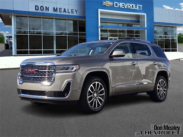 2022 GMC Acadia Denali