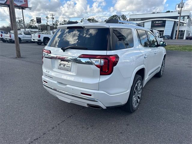 2022 GMC Acadia Denali