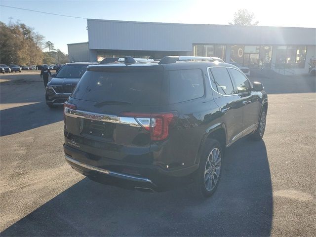 2022 GMC Acadia Denali