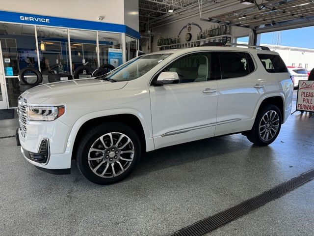 2022 GMC Acadia Denali