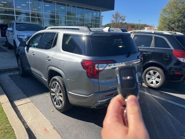 2022 GMC Acadia Denali