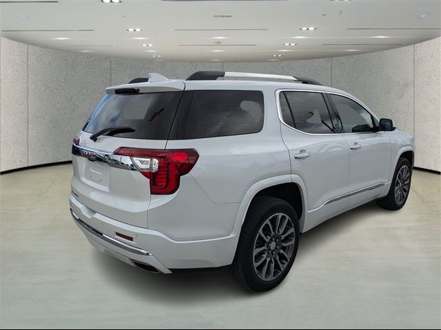 2022 GMC Acadia Denali