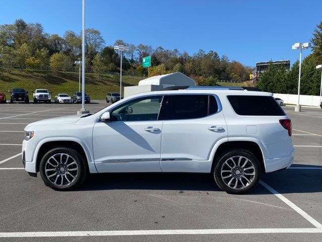 2022 GMC Acadia Denali