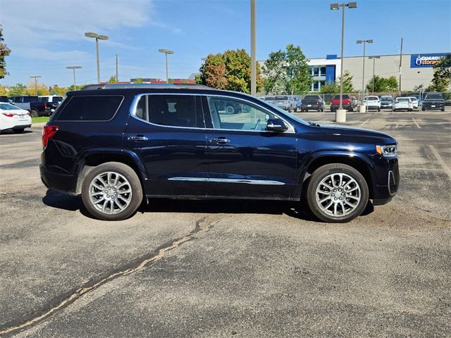 2022 GMC Acadia Denali