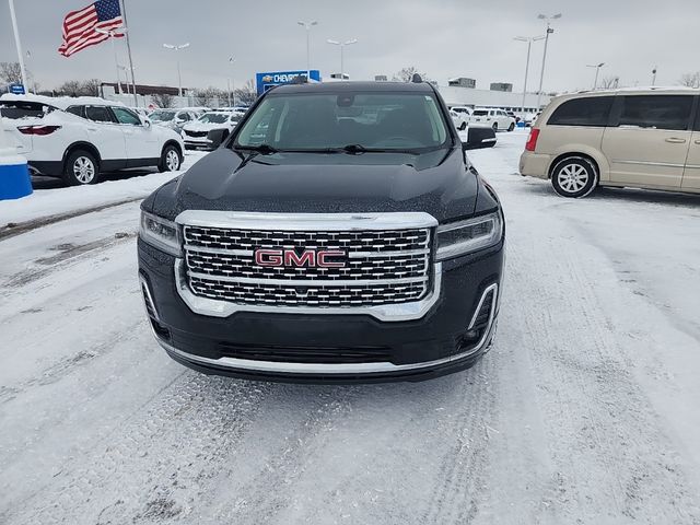 2022 GMC Acadia Denali