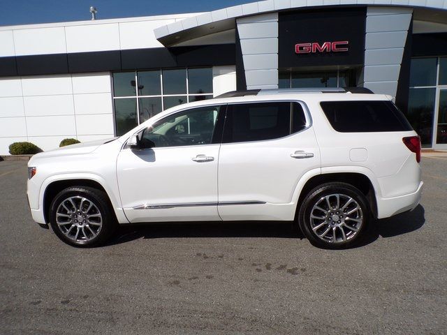2022 GMC Acadia Denali
