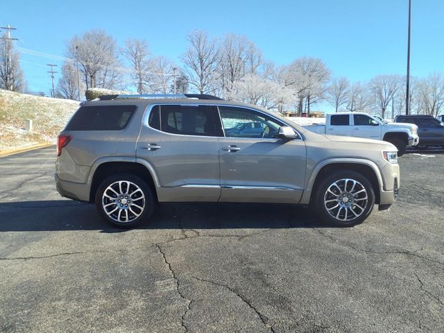 2022 GMC Acadia Denali