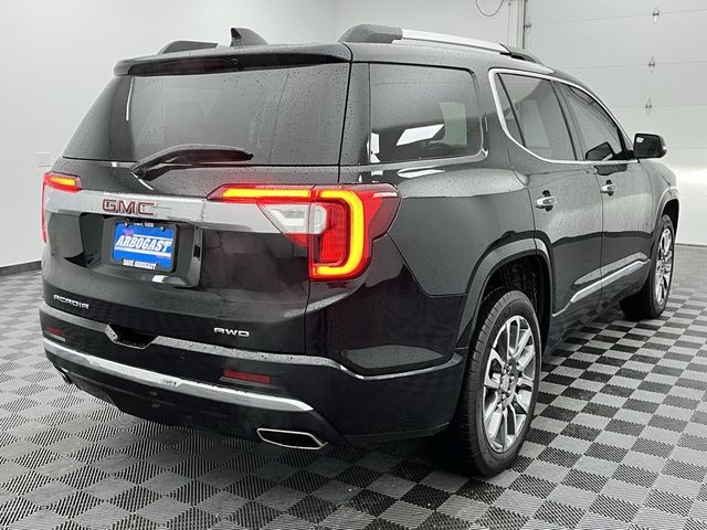 2022 GMC Acadia Denali