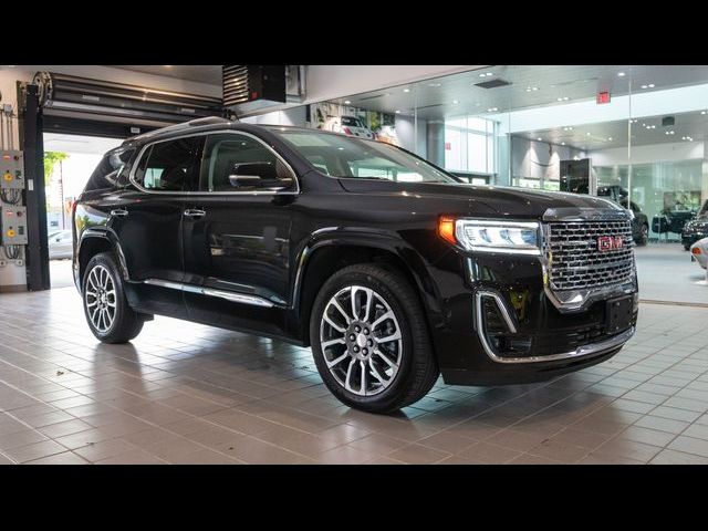 2022 GMC Acadia Denali