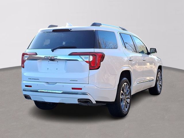 2022 GMC Acadia Denali
