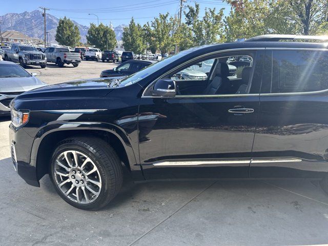 2022 GMC Acadia Denali