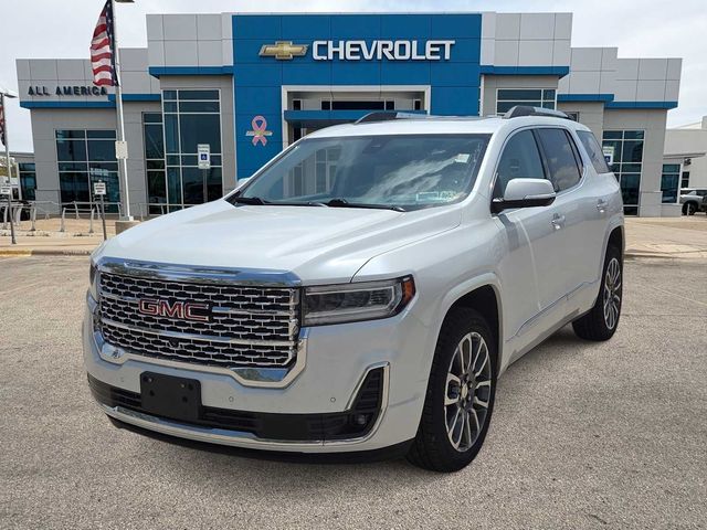 2022 GMC Acadia Denali