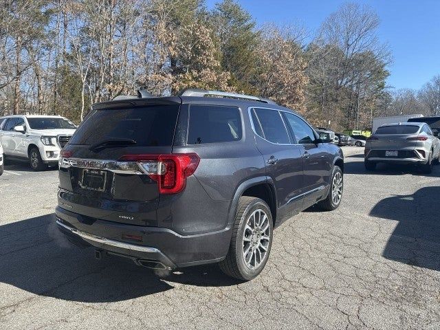 2022 GMC Acadia Denali