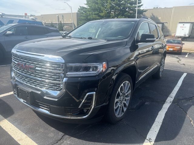 2022 GMC Acadia Denali