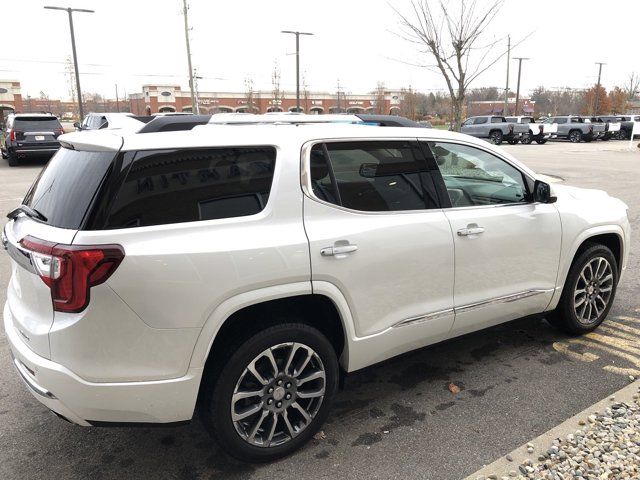 2022 GMC Acadia Denali