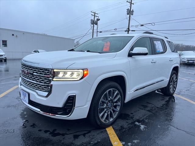 2022 GMC Acadia Denali