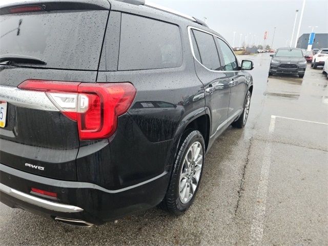 2022 GMC Acadia Denali