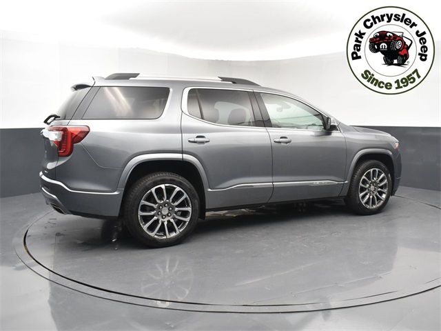 2022 GMC Acadia Denali