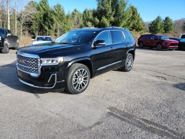 2022 GMC Acadia Denali