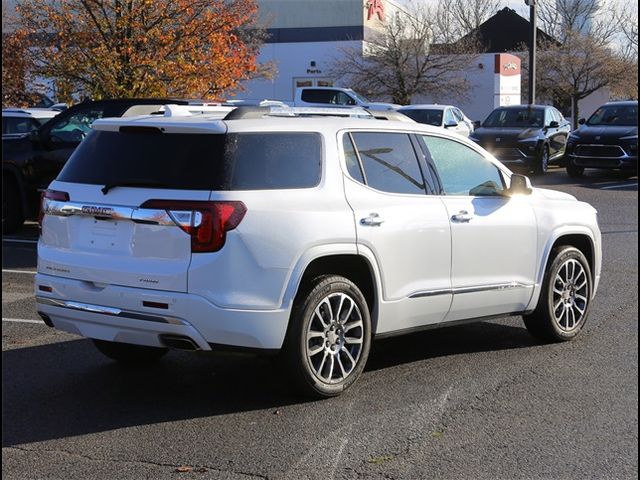 2022 GMC Acadia Denali