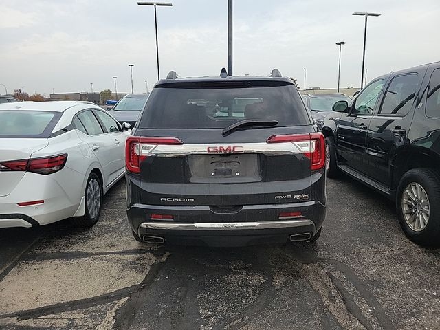 2022 GMC Acadia Denali