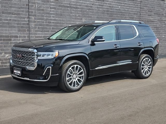 2022 GMC Acadia Denali